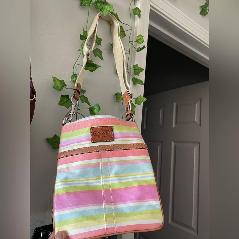 COLORFUL COACH SATCHEL💕🌱💛🤎